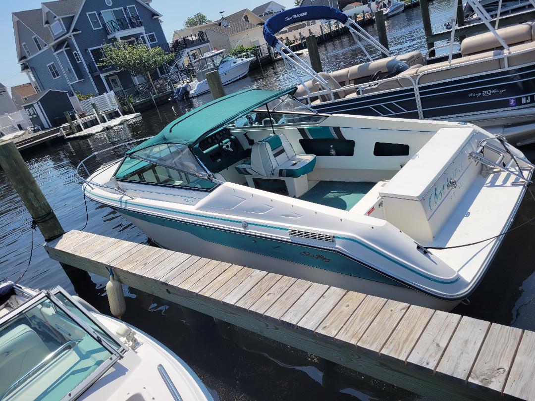 Boats For Sale in Pennsylvania by owner | 1990 Sea Ray 220